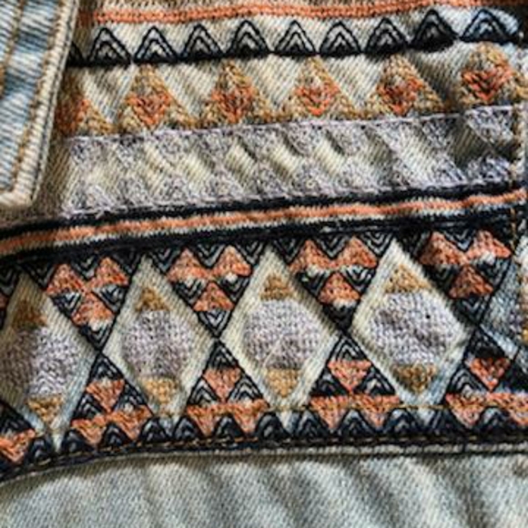 Jacket - Picture 2 of 4